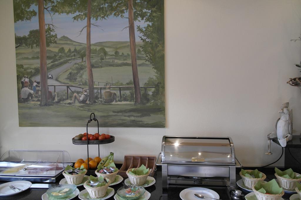 Hotel Pit Lane "Home Of Motorsport" เนือร์บวร์ก ภายนอก รูปภาพ